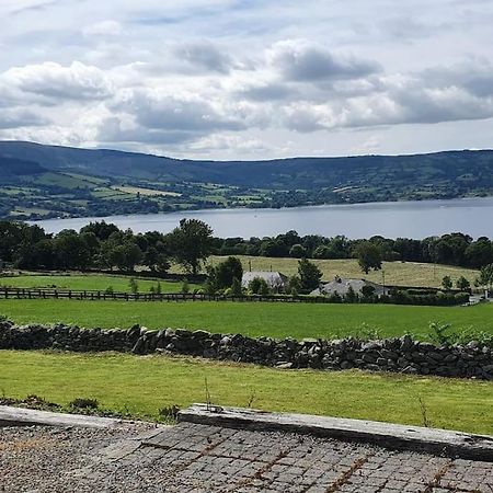 Cosy Self Contained Cottage With Stunning Views Killaloe Bagian luar foto